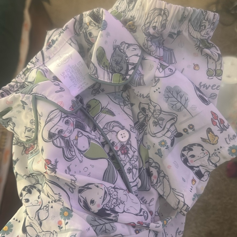 Size 4 Disney pjs
